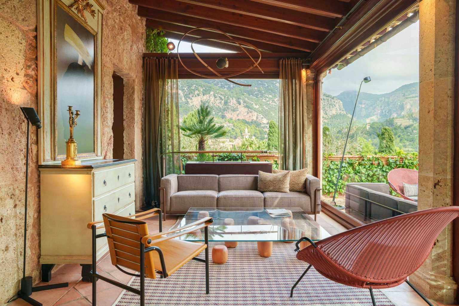 Interior del Hotel Valldemossa fotografiado por Mallorca Media